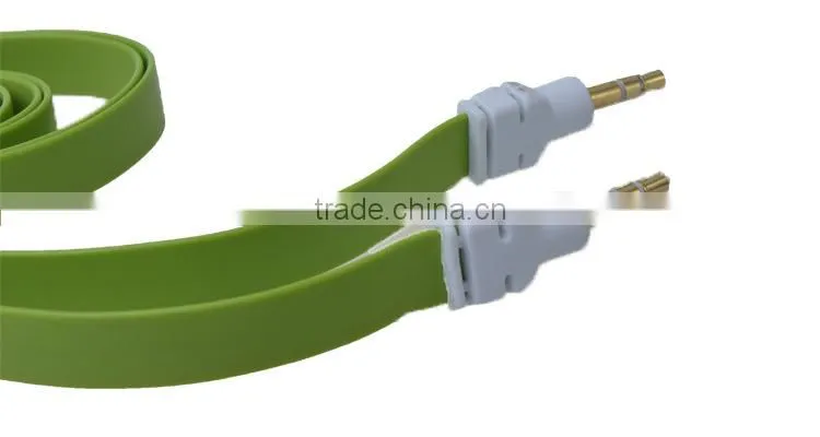 Wholesale cheap price car charger 3.5mm aux nylon flat braided audio cable with gold plated