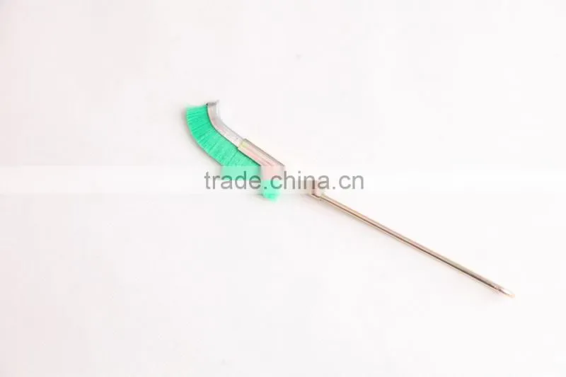 bent hand scratch brushes with handle, length 245 mm or 9 3/5"