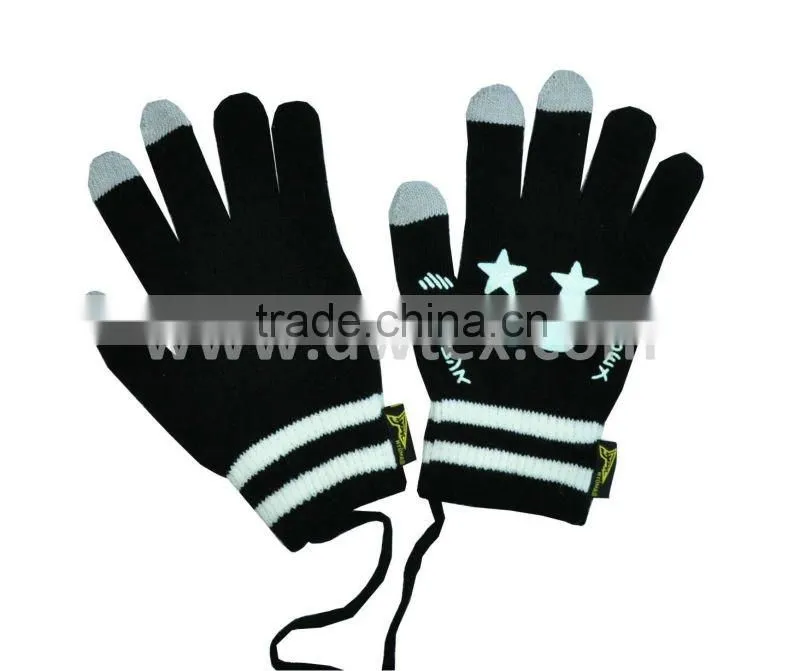 Knitted Iphone gloves for kids
