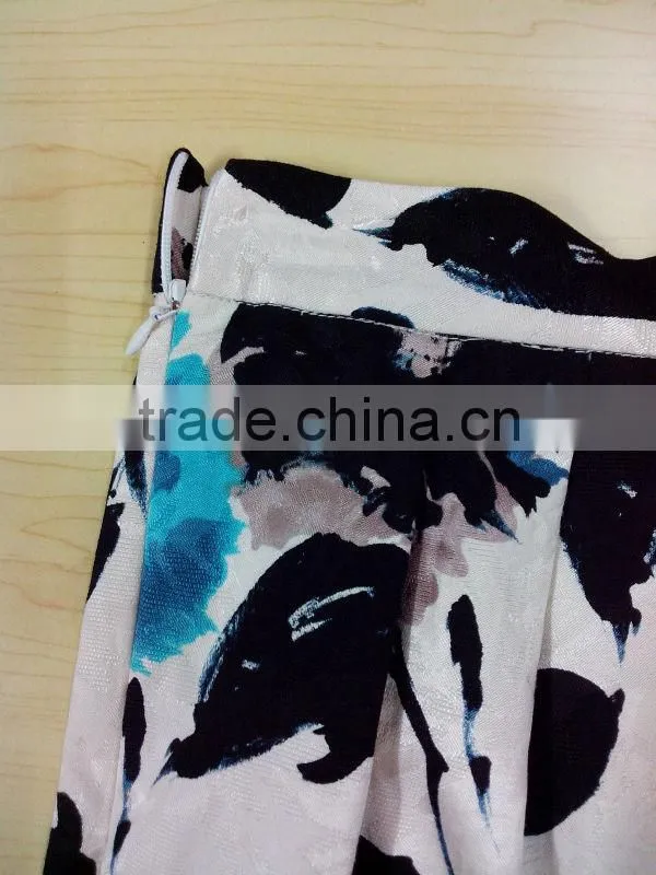 Women's fashion wrapped skirt