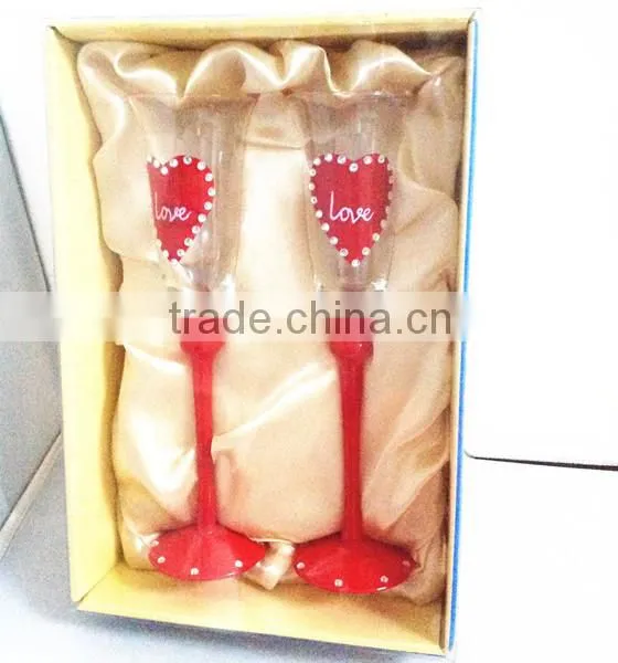 unique design Valentine champagne glass with unique decoration