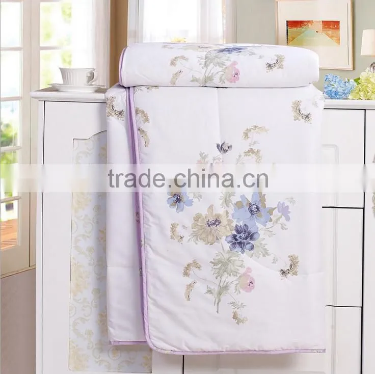 Luxury Colorful Silk Summer Stitching Quilt/Bedding for sale