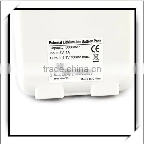 Portable Power Bank Solar Power Bank 5000MAH Smart Power Bank Charger White