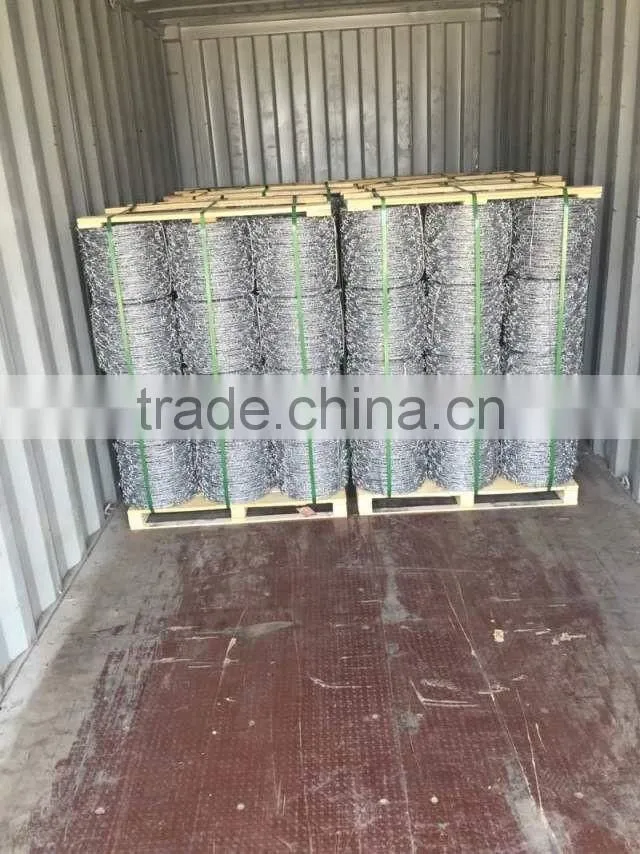 Beautiful surface treatment 1.57mm hi-tensile barbed wire price