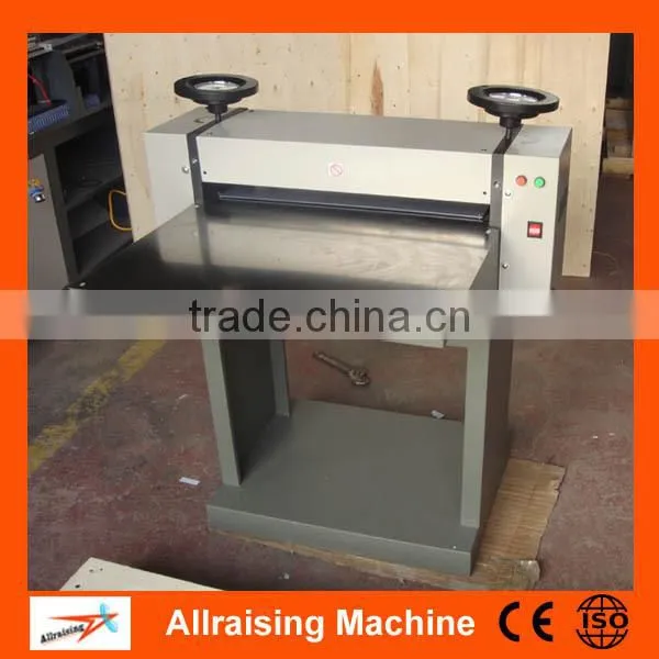 New year card hydraulic die cutting machine