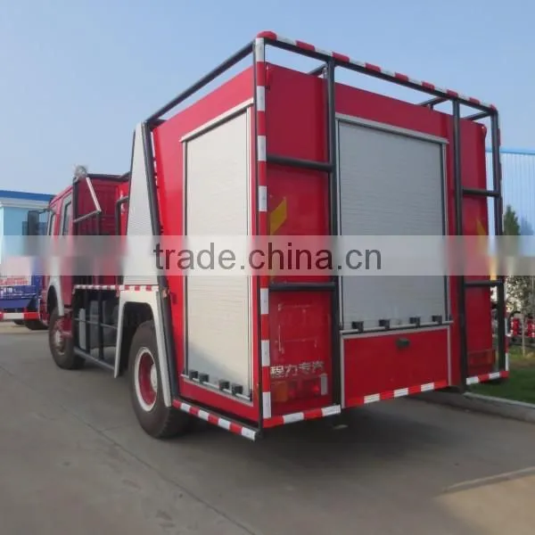 290hp 4*2 SINOTRUK HOWO Forest fire fighting truck 8000L