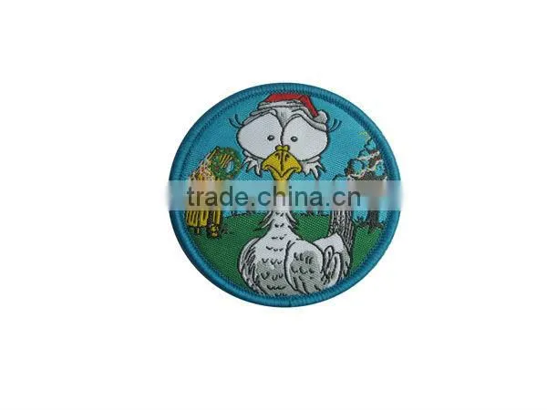 2016 customized high quality embroidery patch badges