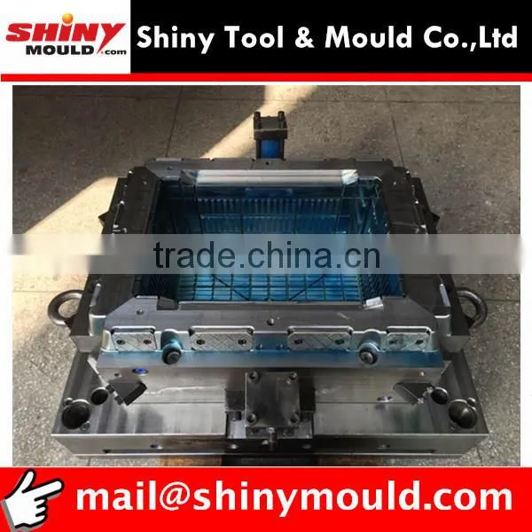 Solid stackable plastic crate moulding