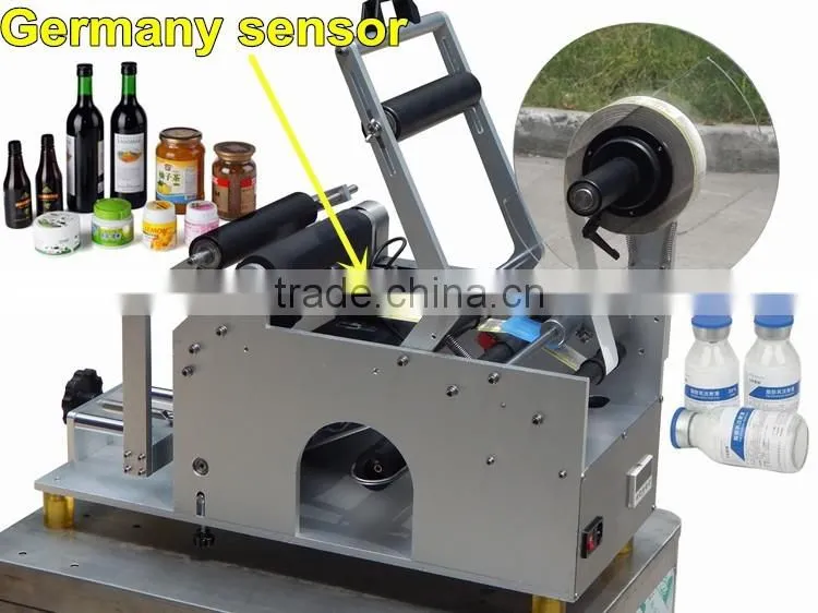 PLC Controlled 30ml plastic bottle labeler,self adhesive labeling machine