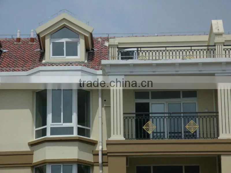 2015 Top-selling rod iron balcony ornamental fence