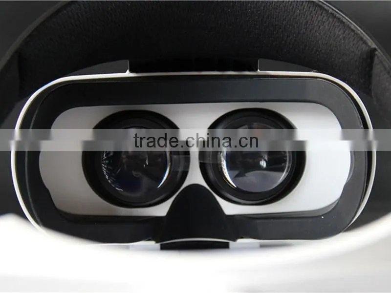baofeng 4.0Virtual Reality 3D glasses a black helmet VR goggles for 4.7-5.5 inch Smartphones With Remote Control