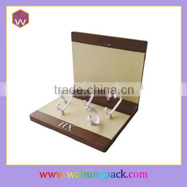 Custom Men's Watch Display Stand/Fashion Mannequin Watch Display Exhibition For Shopping Mall