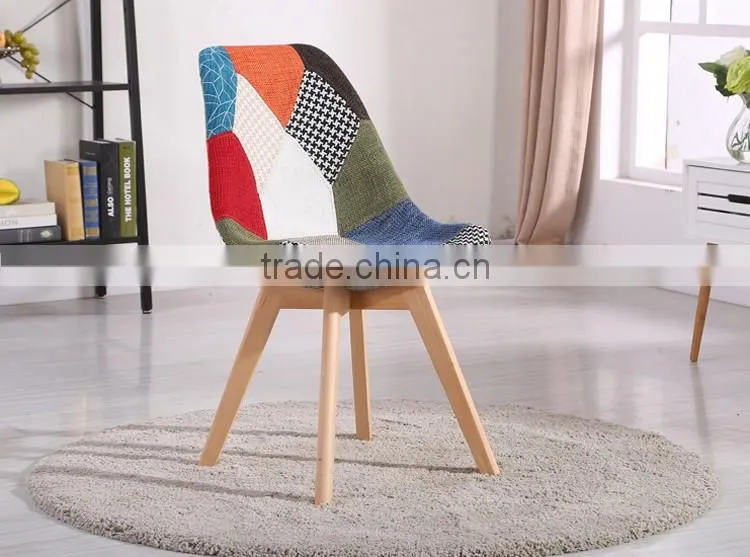 Comfortable fabric coverd wood legs computer chair