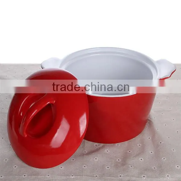 Color glaze stoneware casserole dish with lid Factory directly sale