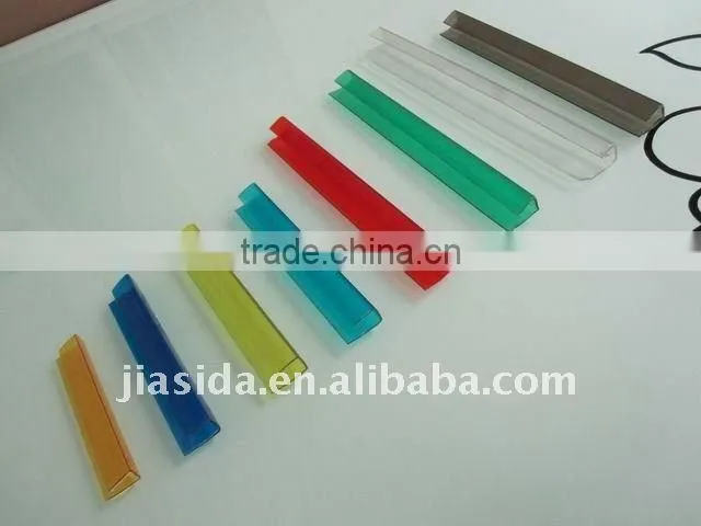 Type U polycarbonate profile