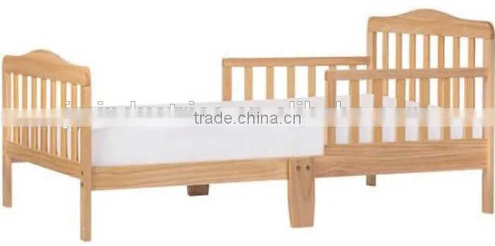 Cheap Price Pine Wood Natural Color Baby Toddler Bed