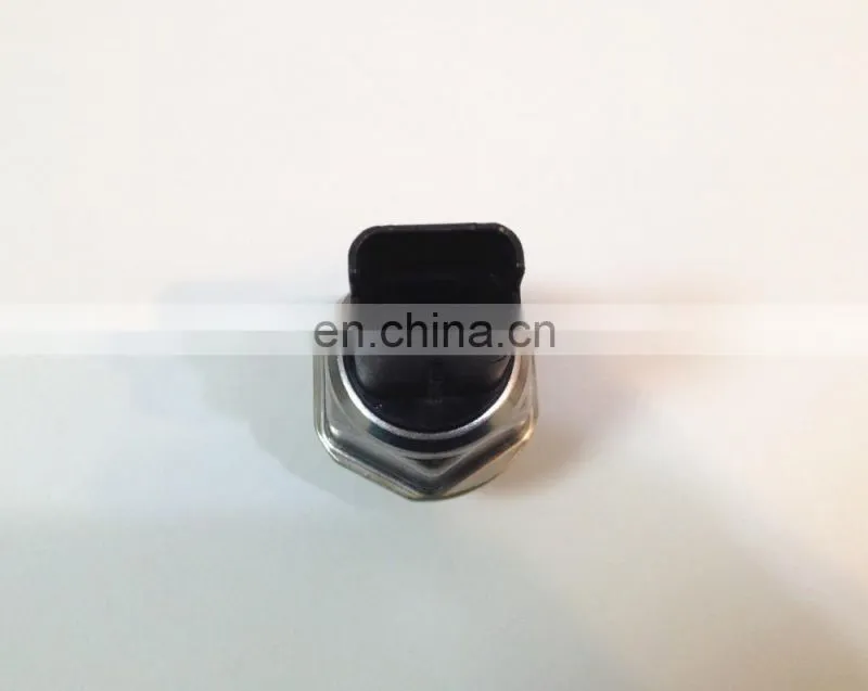 Fuel Rail Pressure Sensor for PEUGEOT 1.4 1.6 HDi Diesel OEM #55PP34-01/ 9670076780