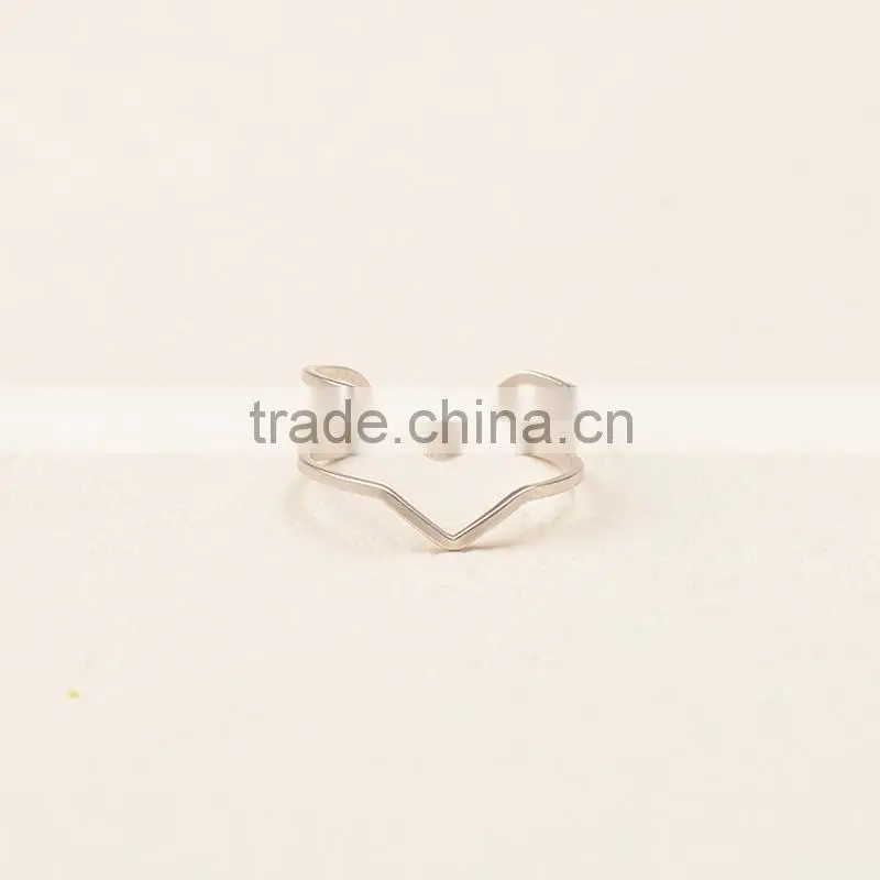 Wholesale alloy silver double chevron cz ring, silver eternity chevron finger ring v shaped ring