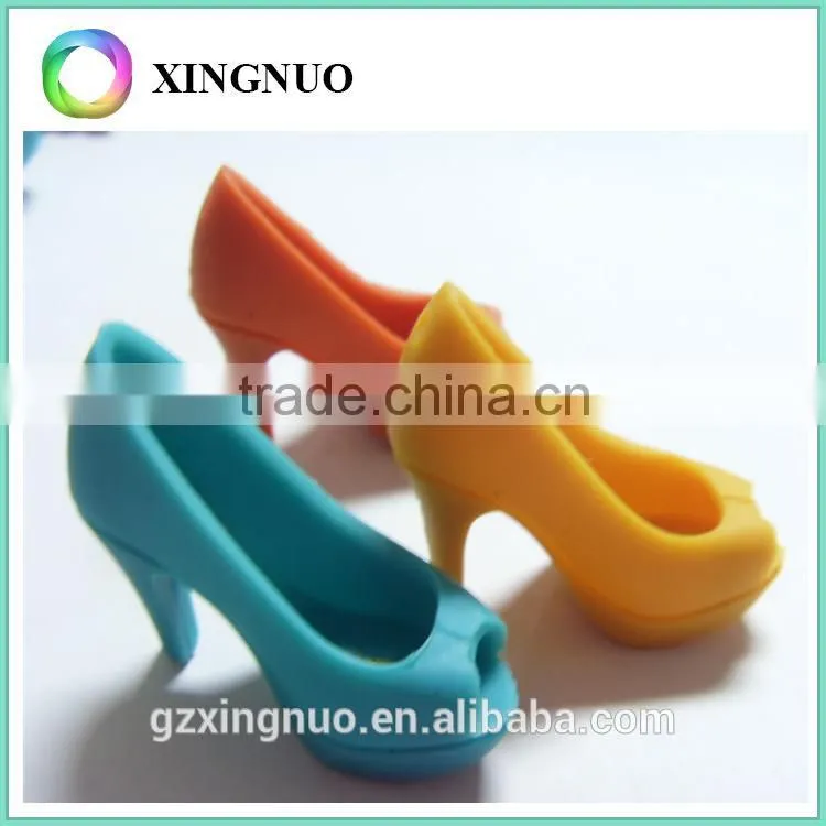 Promotion silicone rubber gift shoes shape key chain