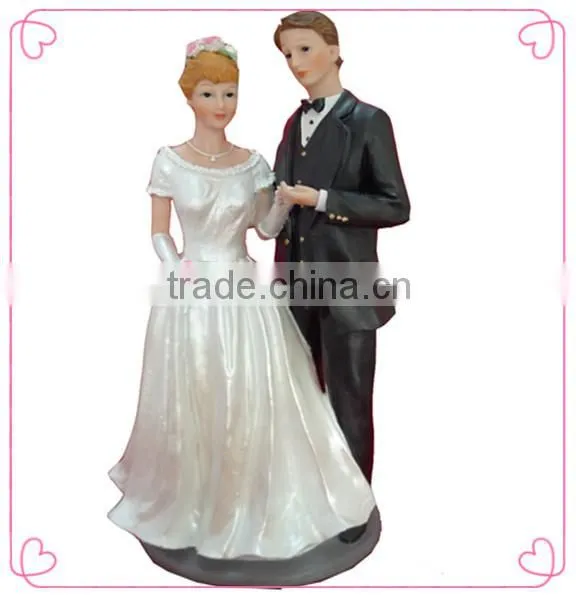 Romance bride and groom resin wedding decoration
