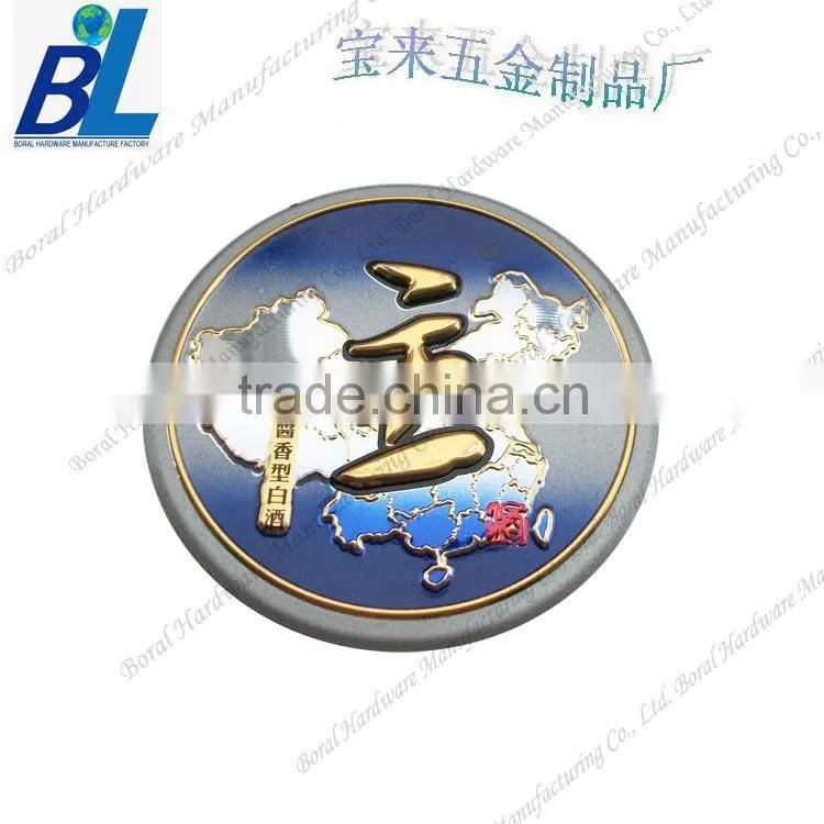 Wine outbox round with rim metal plate