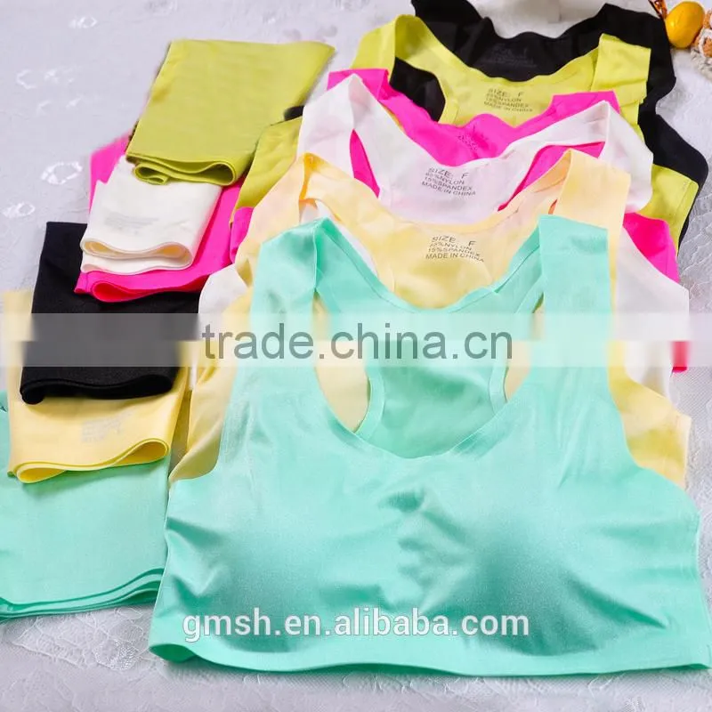 Sports bra comfortable to wear with pushed up padded OEM breathable sports bra/ women gym bra/ fitness bra