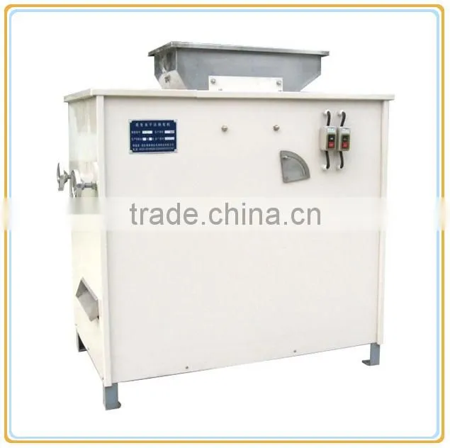 Small Commercial Automatic Stainless Steel Dry Way Groundnut Peeling Machine