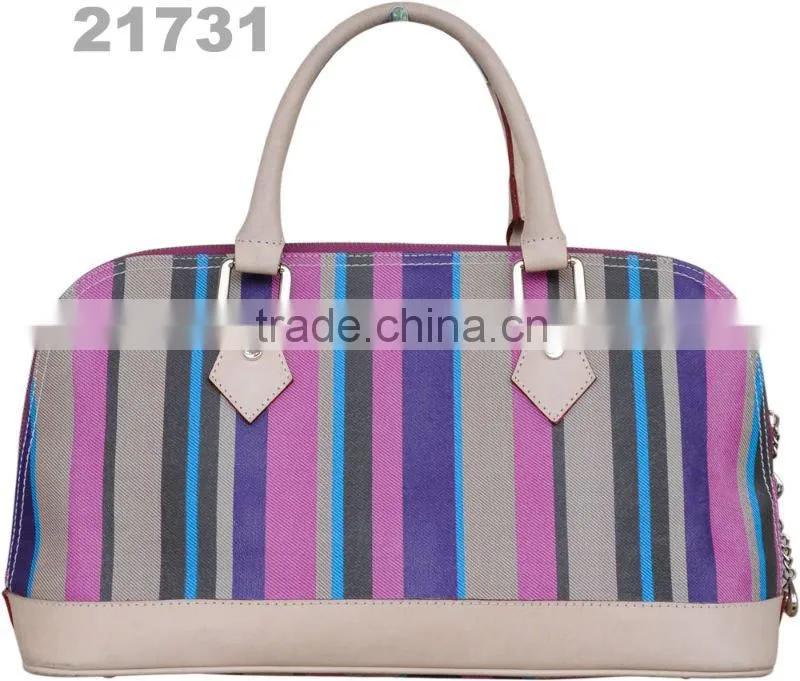 2012 the newest and fashion in colourful lady PVC handbags