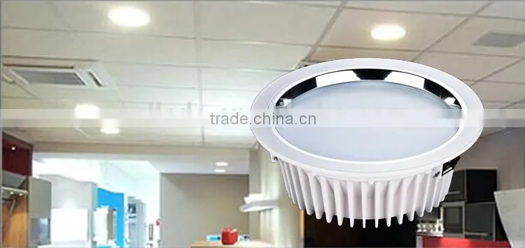 High color rendering uniform luminance no dark space high power 40w led ceiling downlights