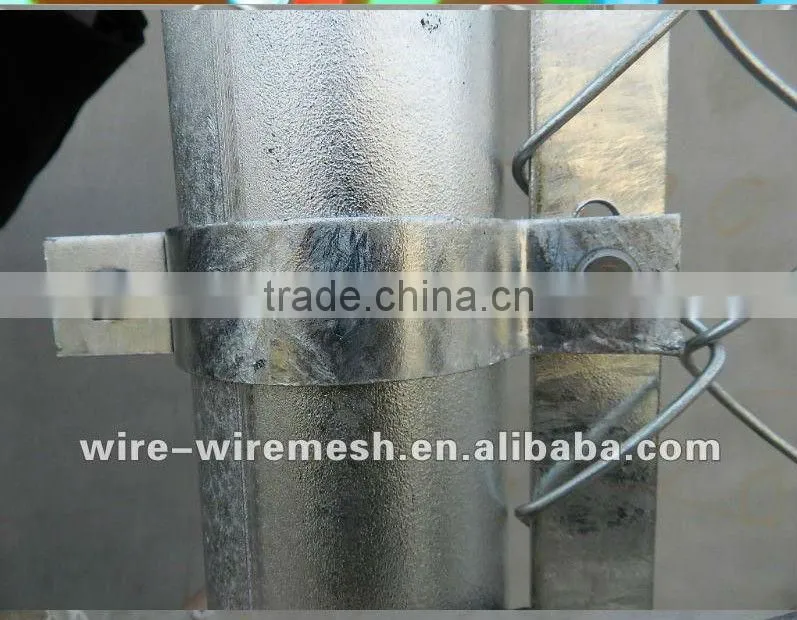 Single Extension Arm Chain Link Fence