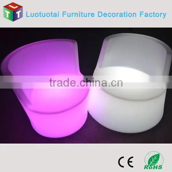 PE waterprood Anti-UV rechargable Customize Plastic LED Rotomoulding Sofa for living room /wedding/bar/night club