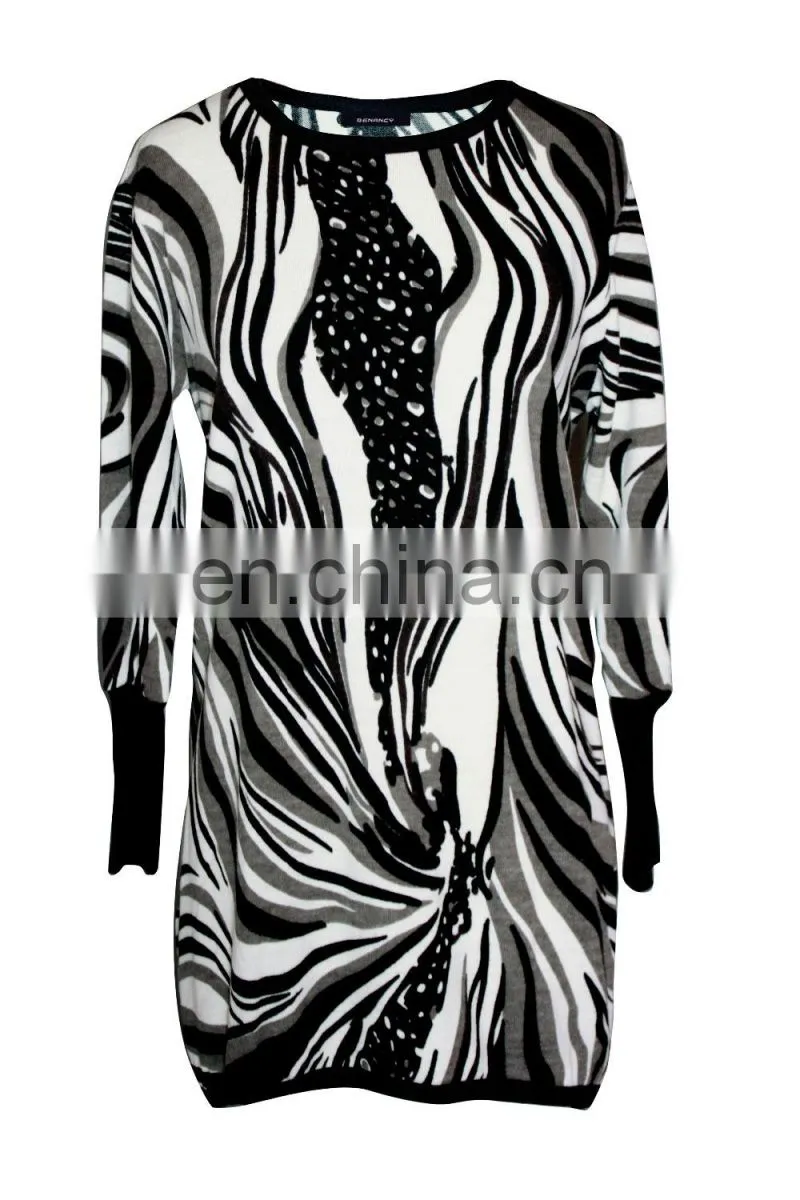 Abstract Paisley Worsted Round Neckine Tunic For Old Women