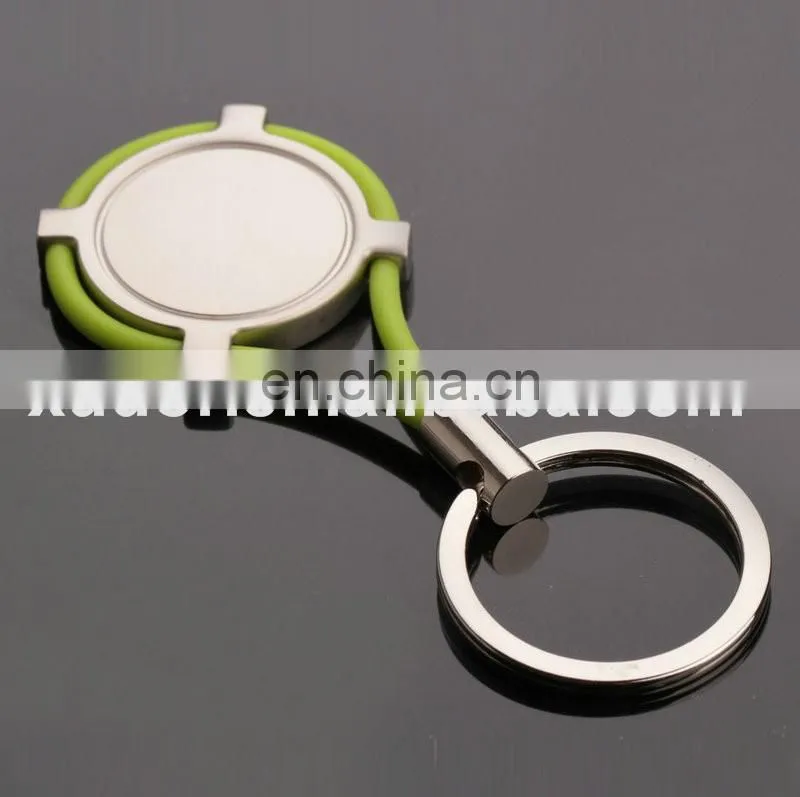 CE certificated factory plastic silicone round shape key chain silicone bracelet key ring