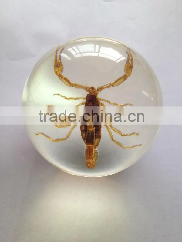 Hot selling small crystal ball with real ember embedded for promotional gift