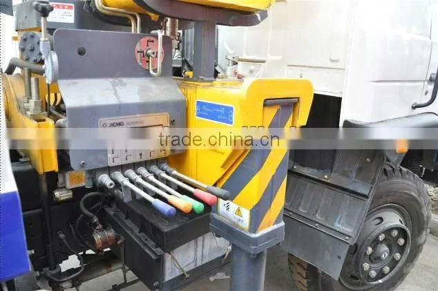 EQ1126 road wrecker