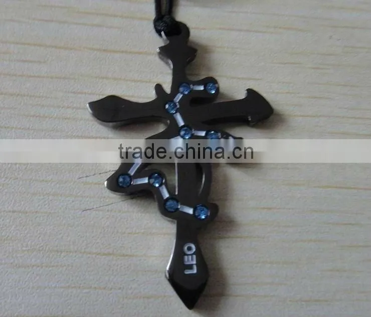 Star shape zinc alloy necklace