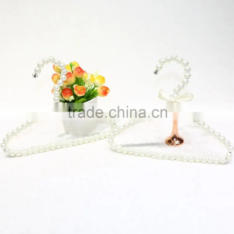 2015 Hot Sale High Quality Pet Hanger Pearl Beaded Pet Clothes Hanger