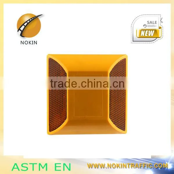 Plastic road stud reflector High reflective cat eye