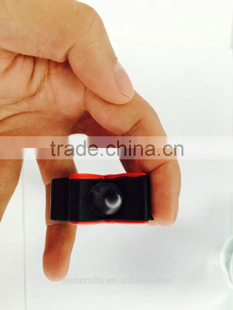 New style promotional cheap legoo selfie stick
