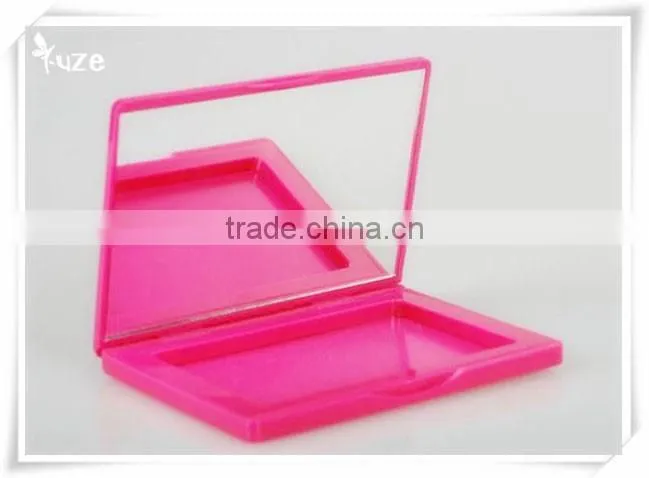 Plastic compact mirror case