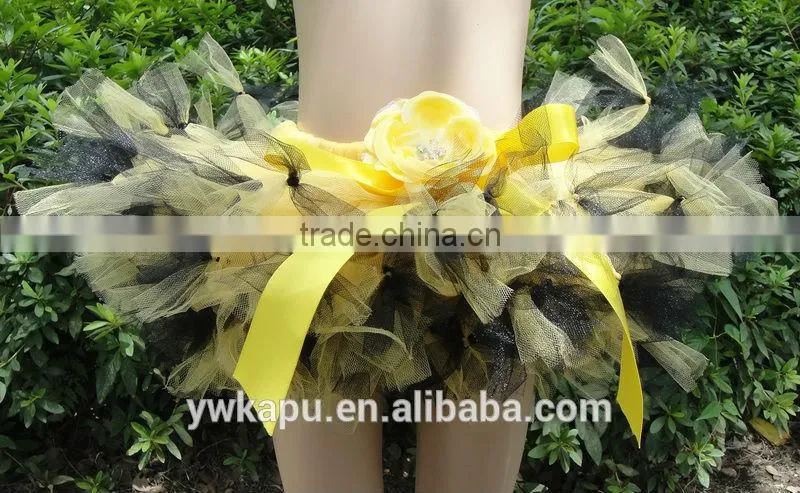 Cute style baby girl ruffle tutu pettiskirt frock design