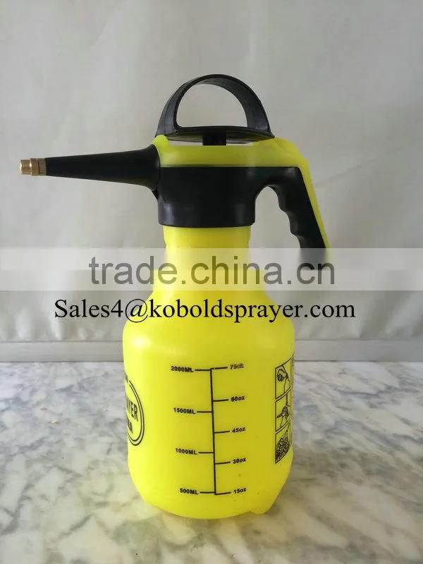 PE 2L pressure pump garden sprayer