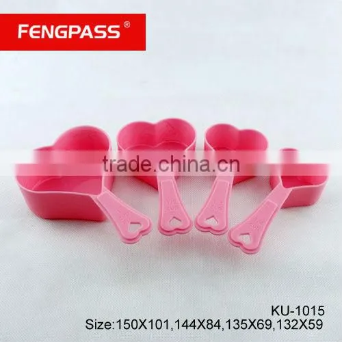 kids plastic spoons(88-90-101)