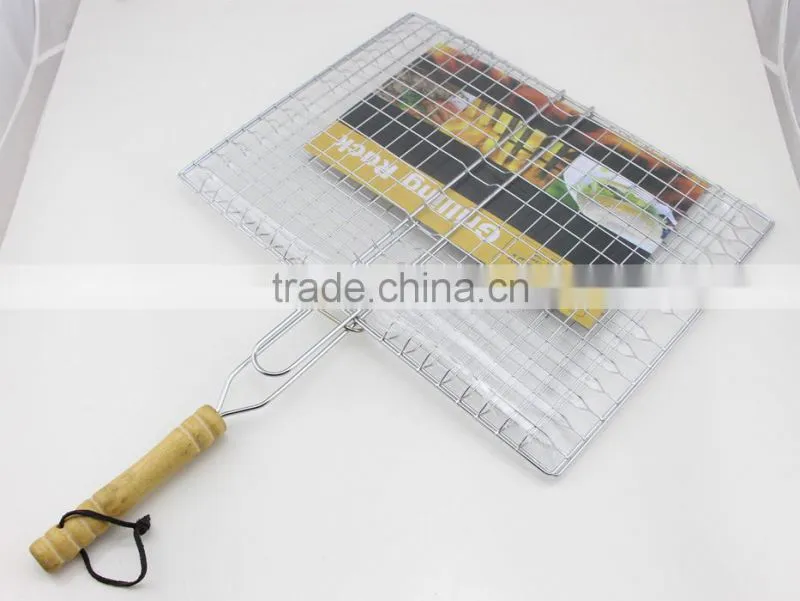 Silver Tone Metal BBQ Grilling Net with Round Wooden Handle