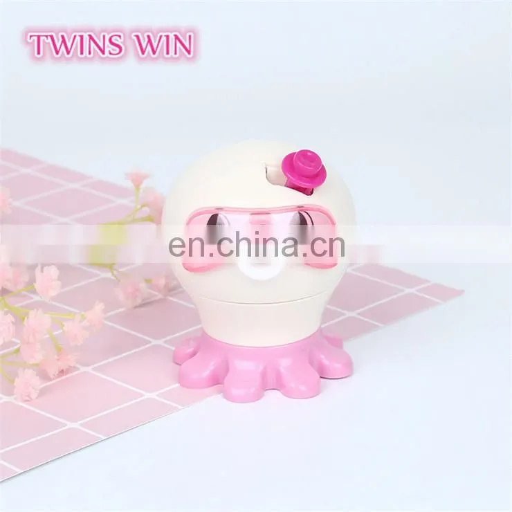 New arrival korean stationery Cute cartoon octopus manual pencil sharpener for kids Alibaba wholesale pencil sharpeners
