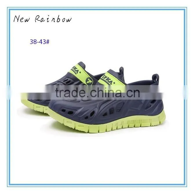 Latest men casual clogs