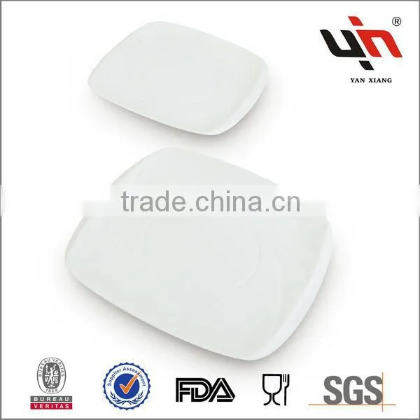 2013 Porcelain Bread Plate