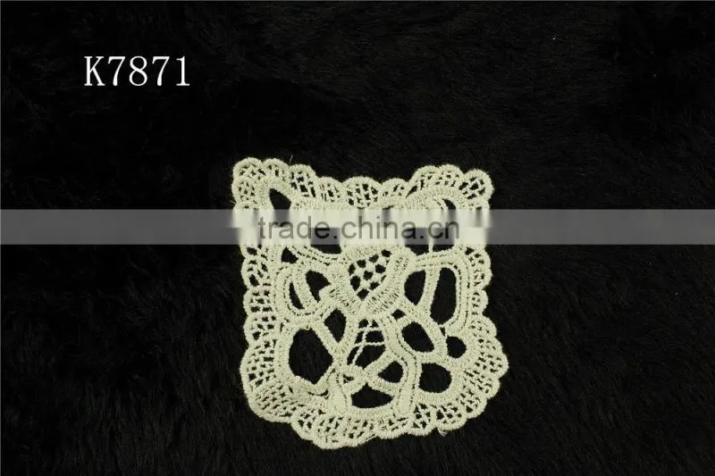 Embroidered cotton small lace collar