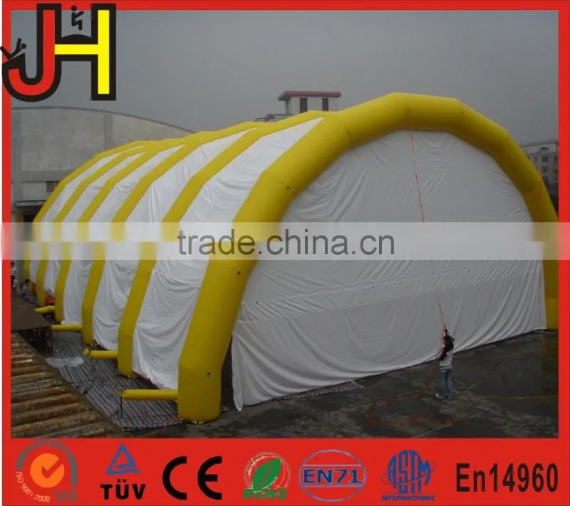 PVC Tarpaulin inflatable paintball tent, outdoor inflatable tunnel tent for paintball