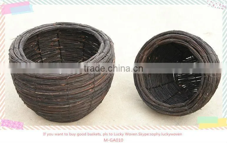 Wicker flowerpot for garden decoration & willow flower basket